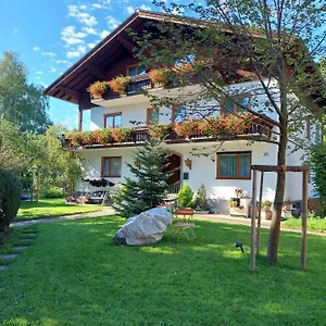Fruehstueckspension Helmhof Salzbourg