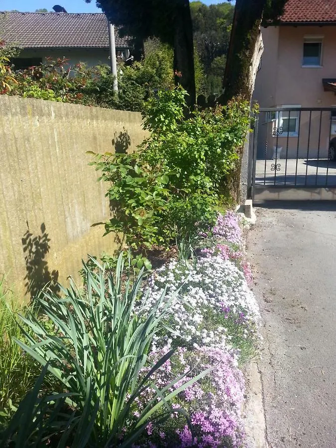 Gnigl Privat Hotel Salzburg Homestay
