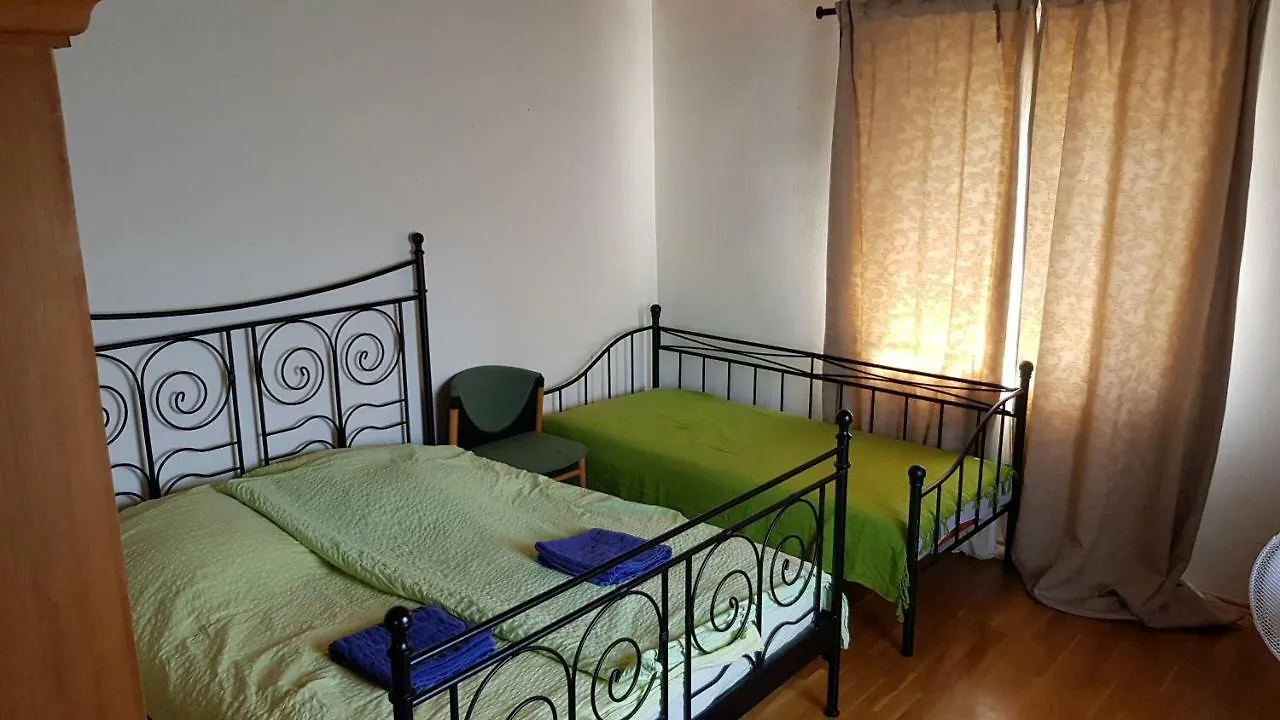 Gnigl Privat Hotel Salzburg Homestay